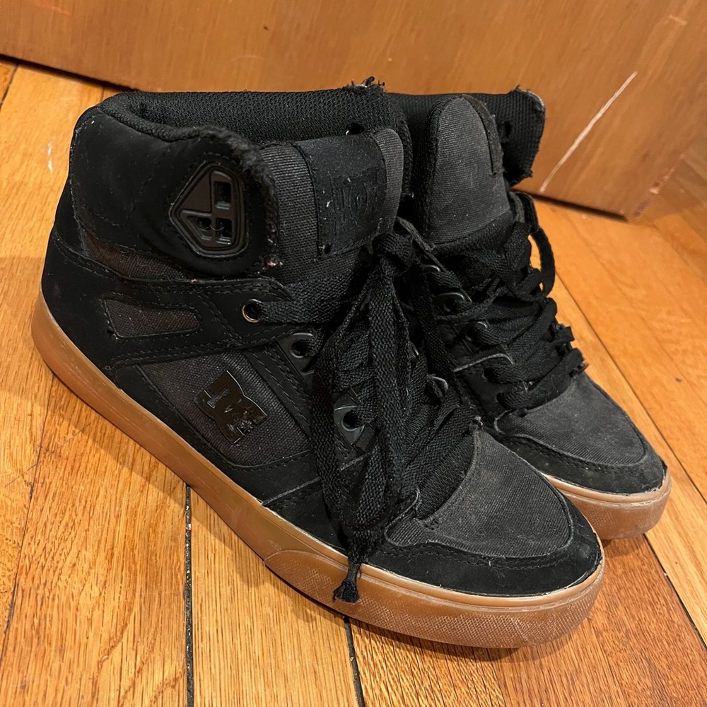 DC Pure High Top Skate Shoes, Men’s Size 7.5